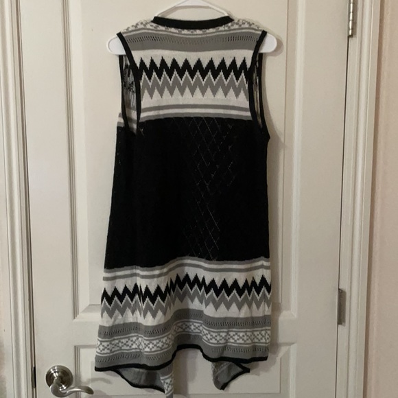 Long sweater vest - Picture 2 of 2